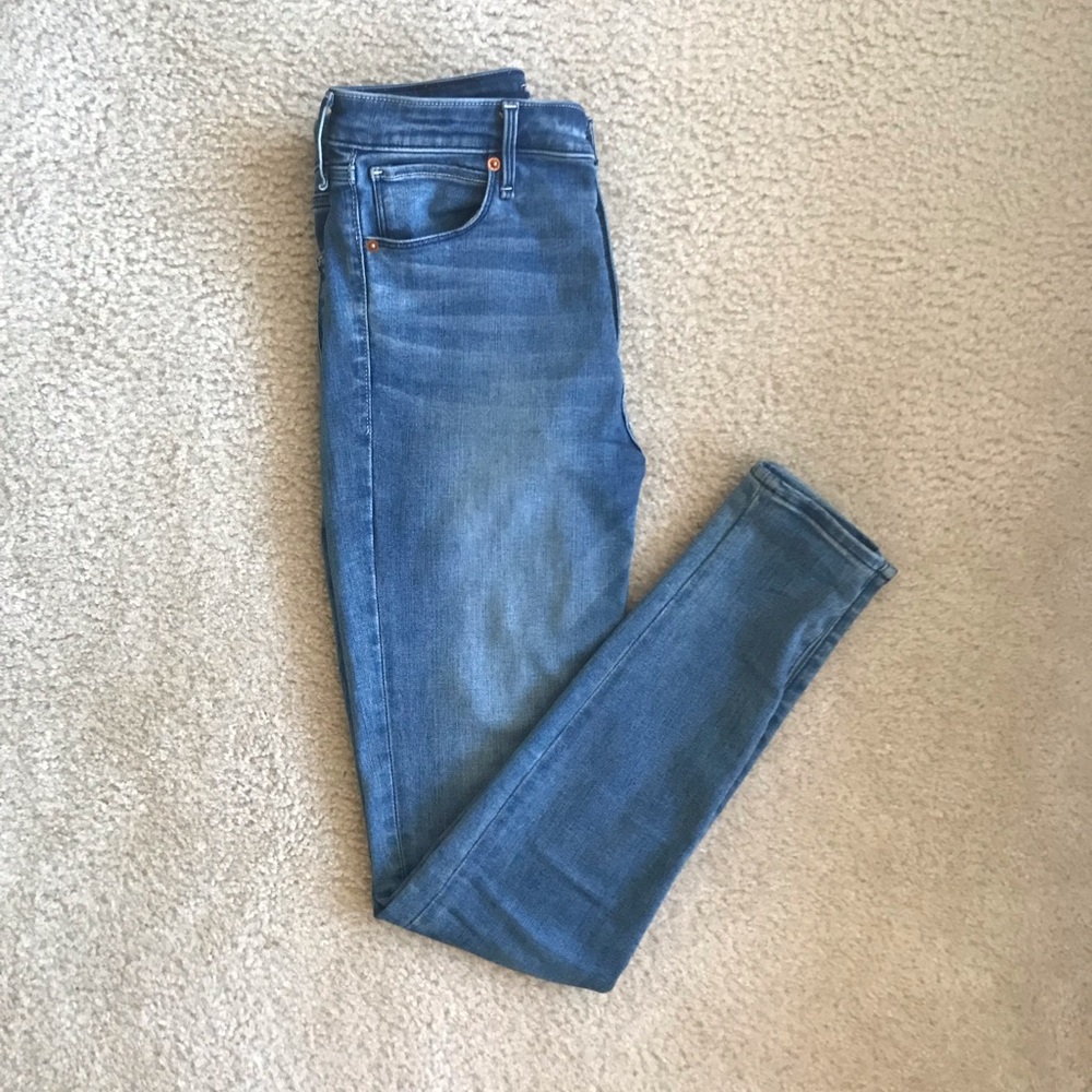 ABERCROMBIE & FITCH Simone High Rise Super Skinny